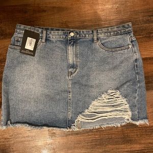 Size 18 Denim Skirt — PrettyLittleThing